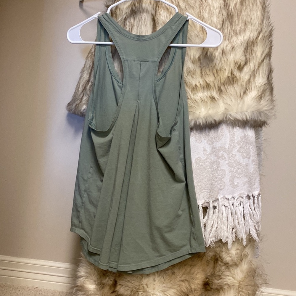 Lululemon racer back tank! - Picture 2 of 2
